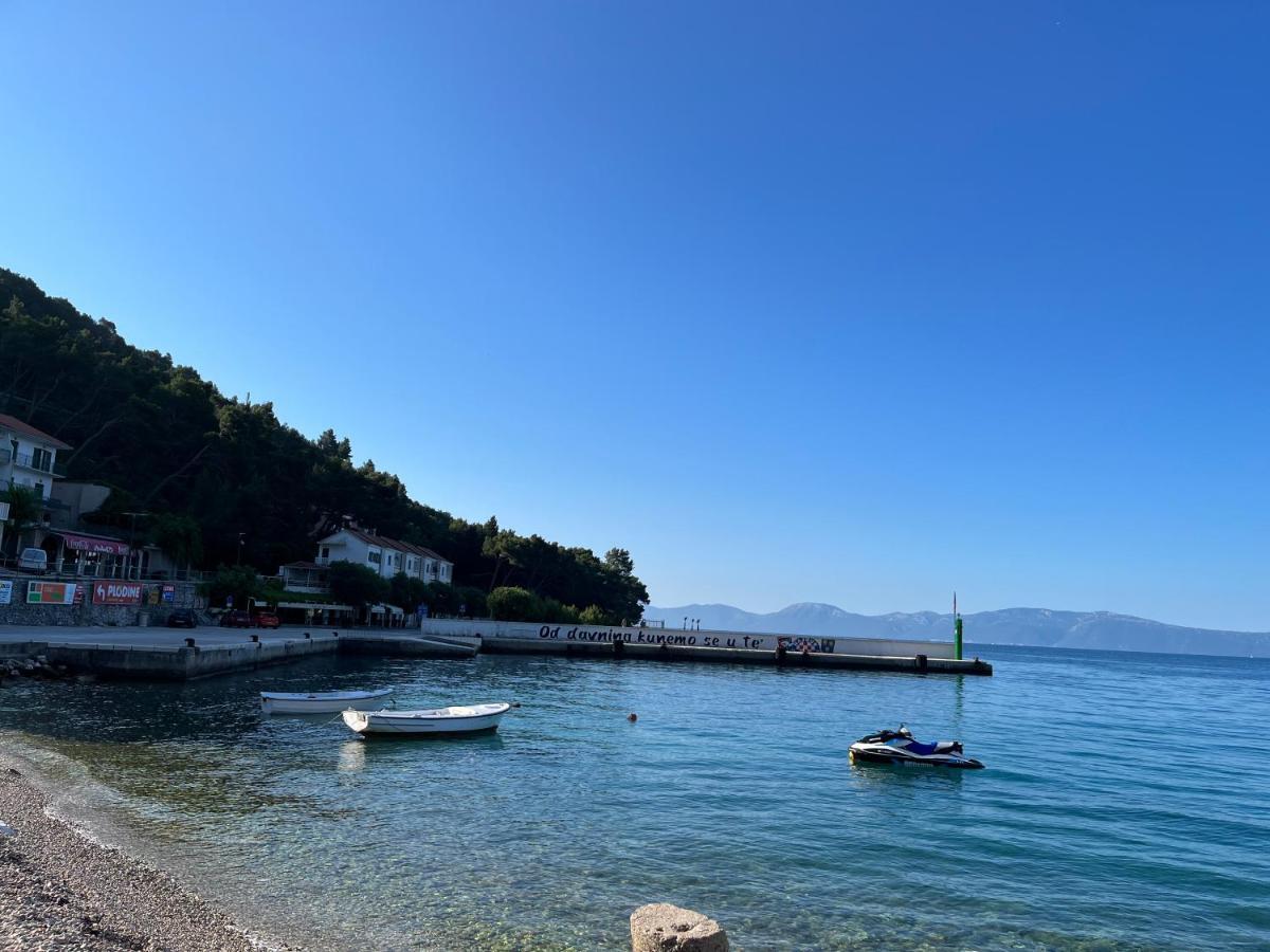 Villakamena Drvenik  Esterno foto